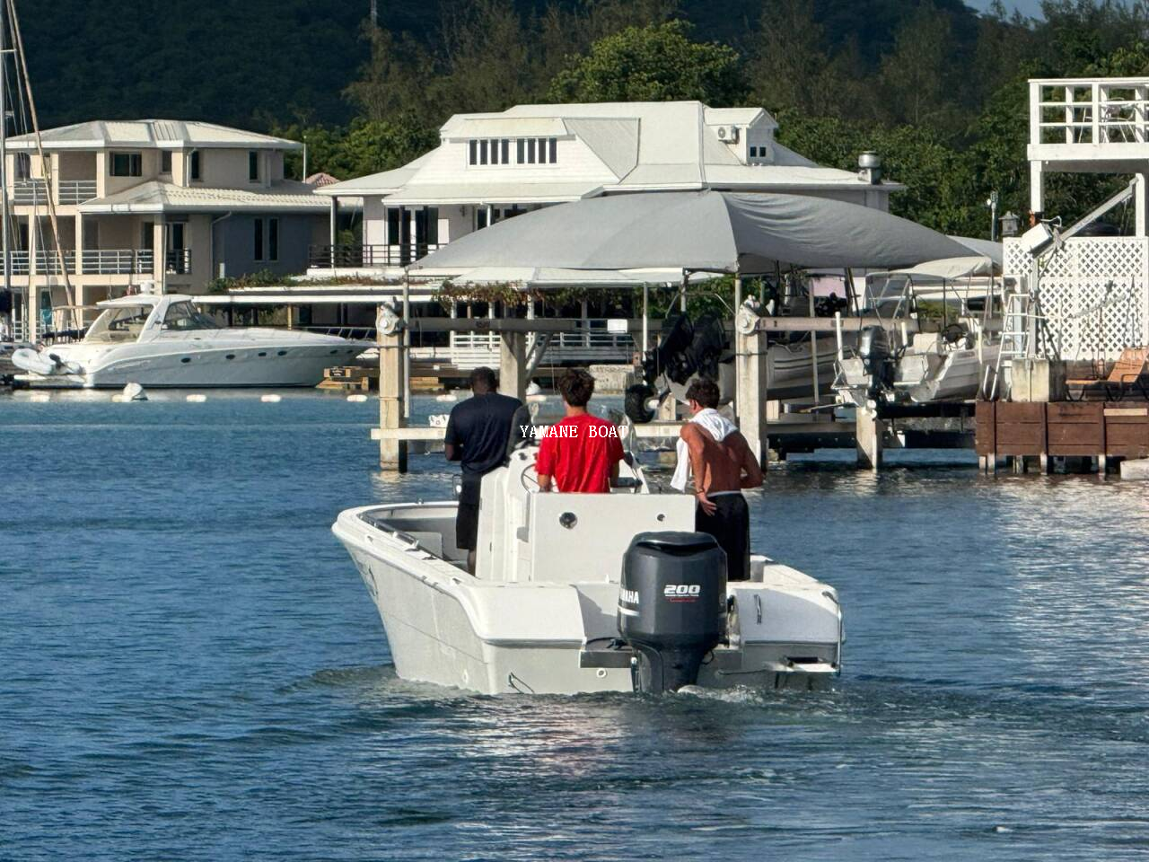 قارب صيد يخت سريع من الألياف الزجاجية بطول 7.20 متر و24 قدم