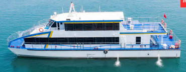 قارب الركاب Catamaran