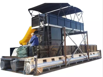 قارب عائم الألمنيوم